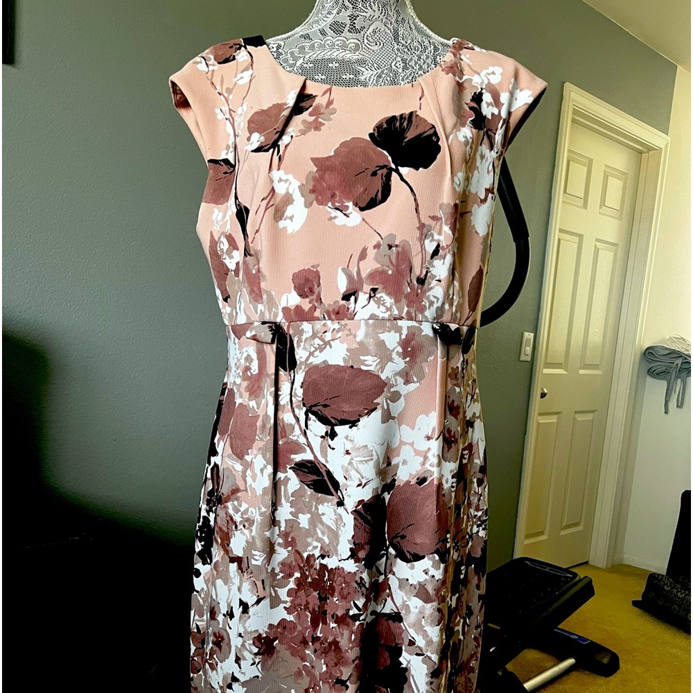 Connected Apparel Wiggle Dress Size 14